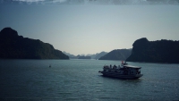 Videonauts backpacking Vietnam Halong Bay