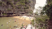 Videonauts Thailand Phuket Ko Phi Phi - tourists from hell