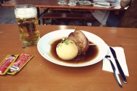 Videonauts Pre Wiesn 2013 Zelt Aufbau Schweinshaxe