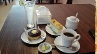 Videonauts backpacking Burma Rangun Durian Kuchen