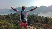 Videonauts Thailand Phuket Ko Phi Phi - Bier, sunset, Strand