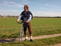 Videonauts lifestyle viva Bavaria Lederhosen & Fixie